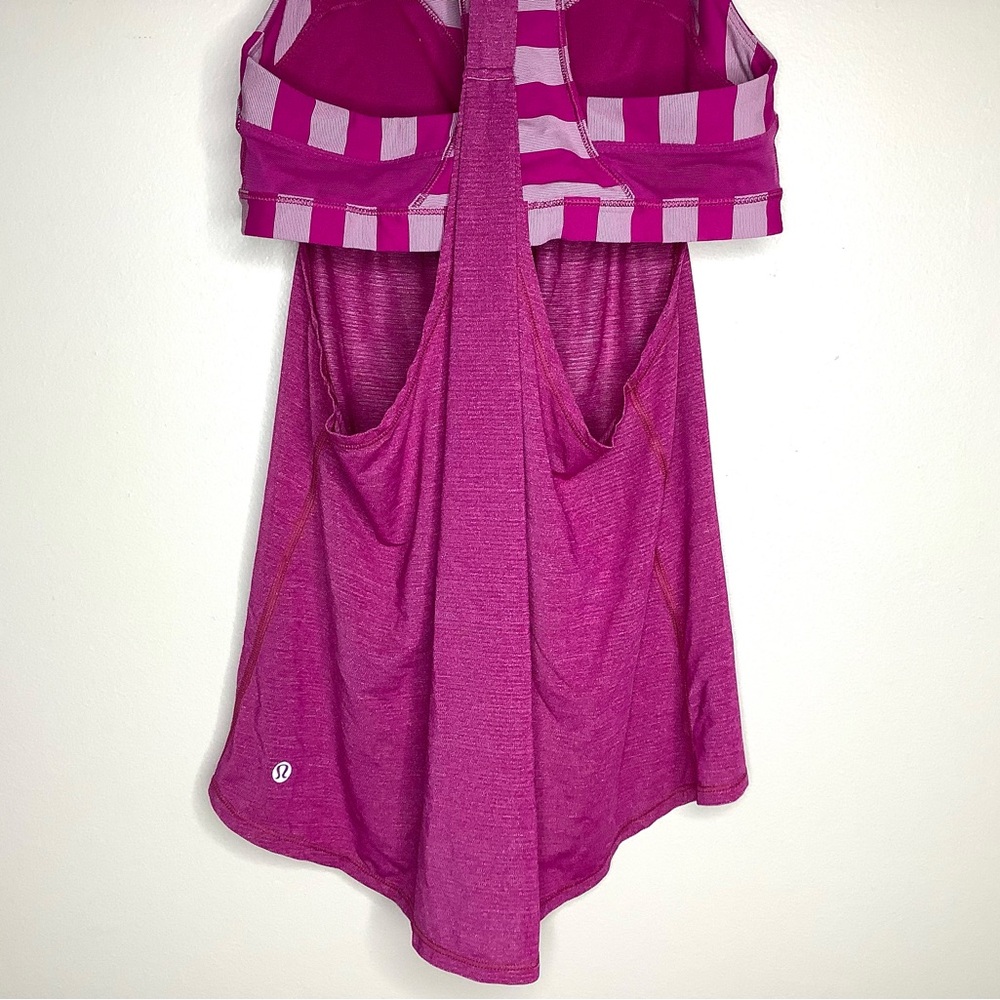 < Lululemon Tank Top With Built In Striped Shelf Bra > - Picture 5 of 7